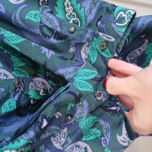 💜Lands' End💜 - Purple/Green Floral Paisley Supima Cotton Button Down - Picture 7 of 11